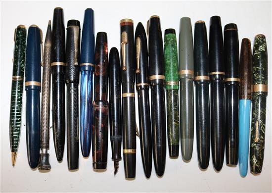 Qty mixed fountain pens